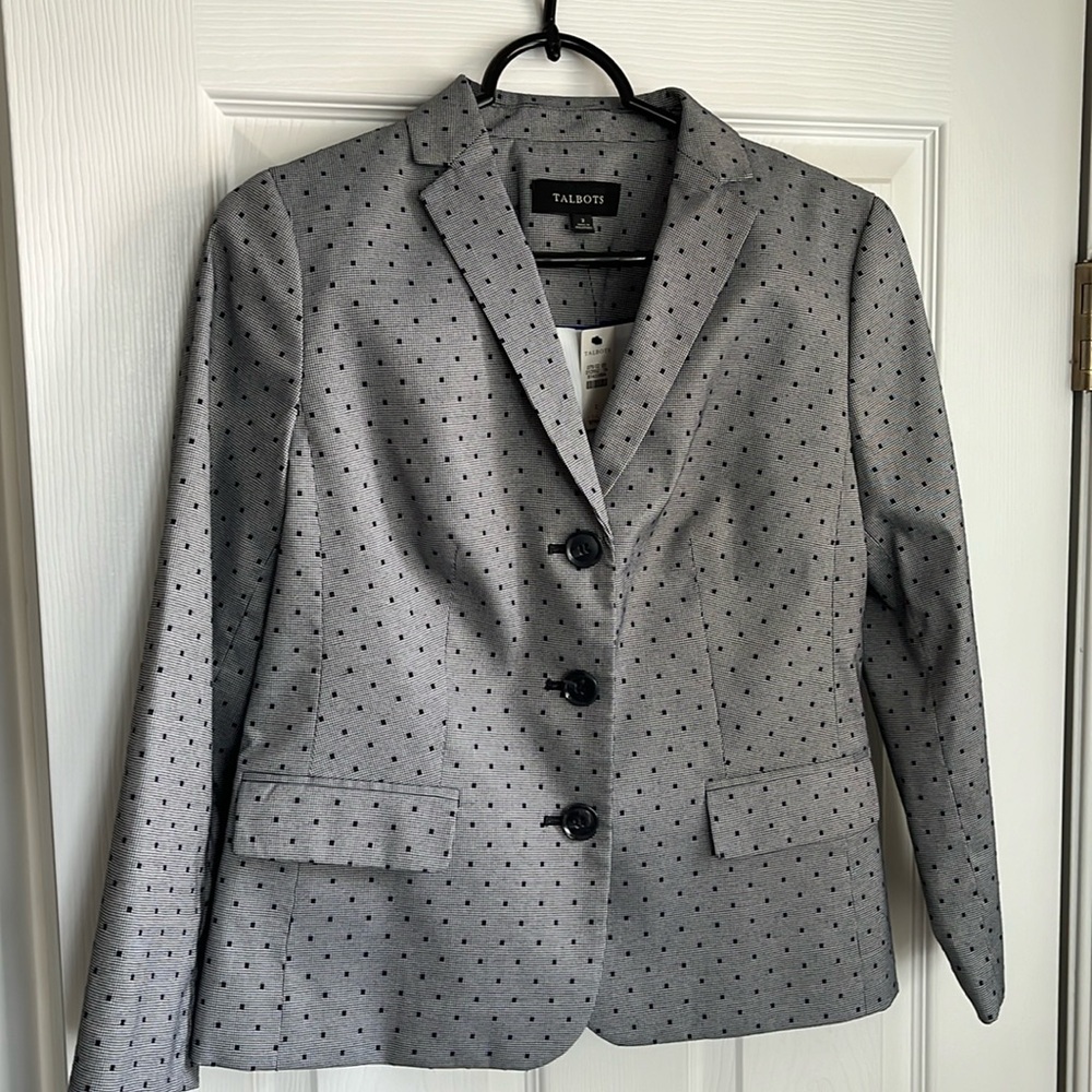 NWT Talbots blazer sz 2 dark navy (almost black) with 3/4 length sleeves